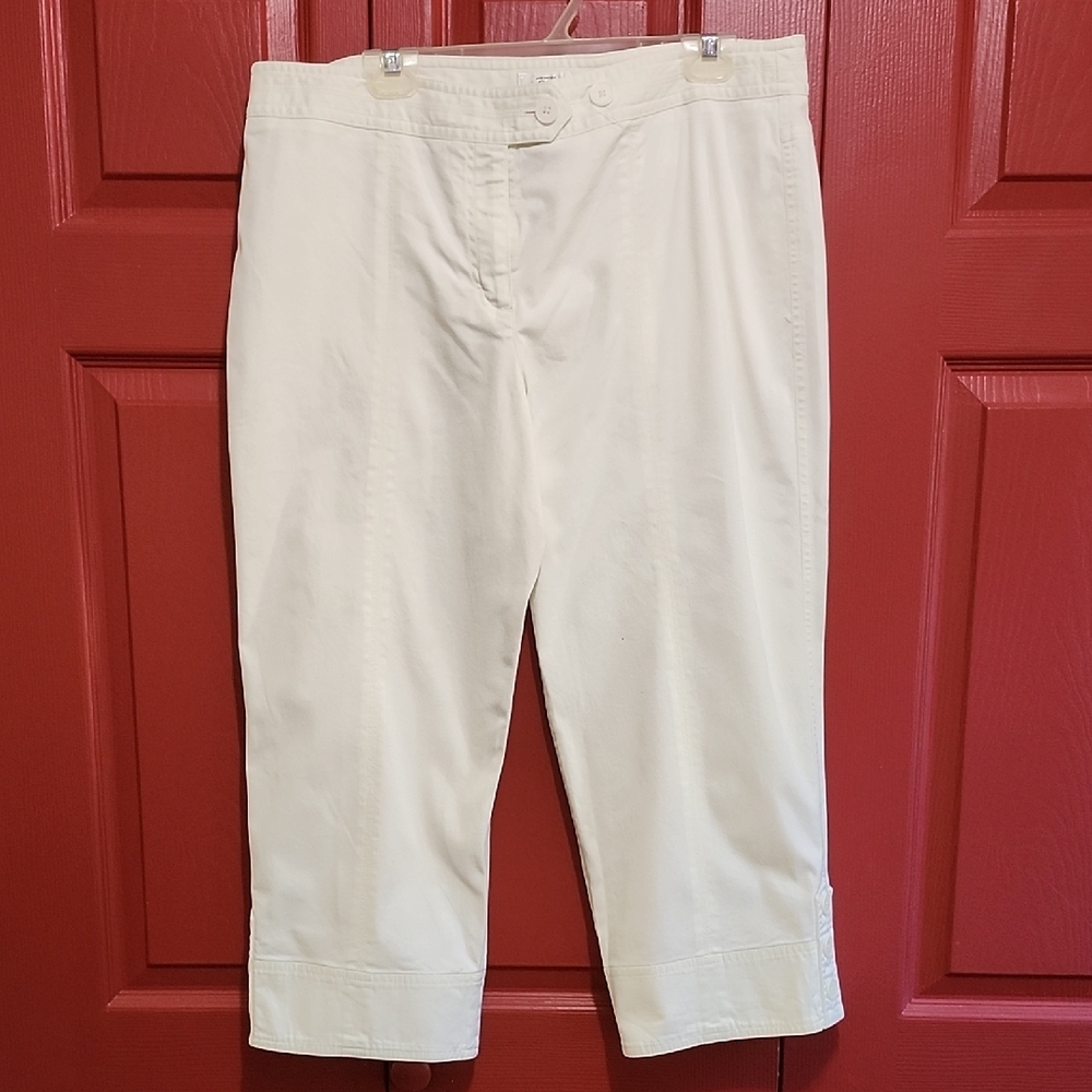 EUC Sz16 (Never Worn)LOFT Cream High-Rise Straight Leg Crop Pants